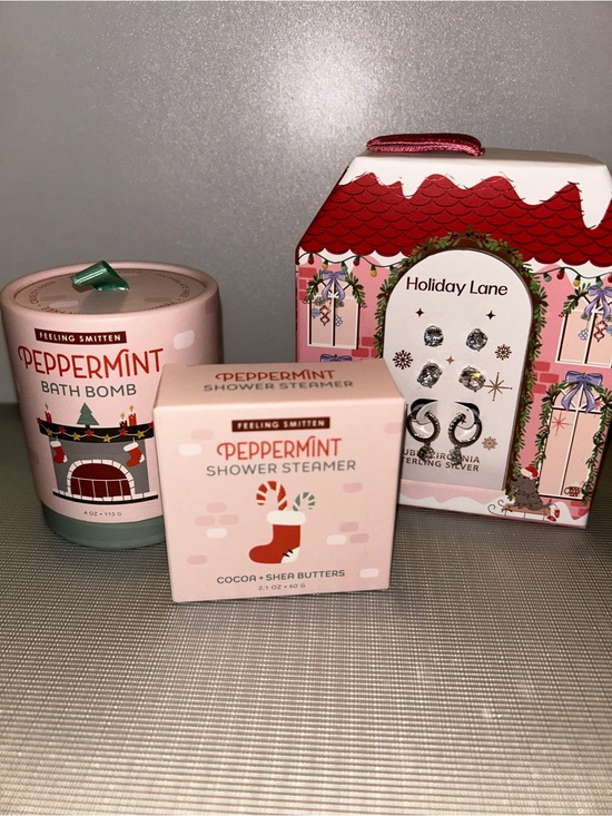 Accessories - Holiday beauty bundle